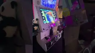 ITGfreak plays DDR with Haley (Decoden)