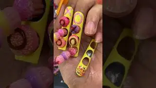 Owwwie! Removing Cupcake Nails🧁💅🏽🧁for "XO, Kitty" on @Netflix 😪 It's a Satisfying 15sec removal