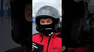 I set out on a long-distance motorcycle ride of 600+ km in icy, snowy, and cold conditions. 