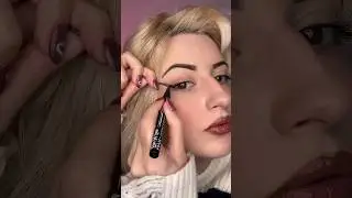 EYE-LINER CON UNA FORCINA PER CAPELLI?! 😱