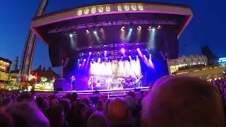 Magnus Uggla  - Jag skiter (Live) 2017 Gröna Lund, Stockholm, Sweden
