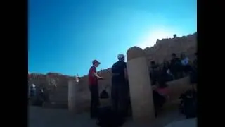 זה לא מסע זה טיול יא זונות