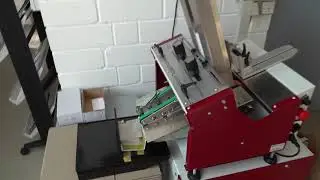 Klarsicht-Briefhüllen 62x100mm auf F350 Counter S Zählmaschine zu 16 Stück gezählt