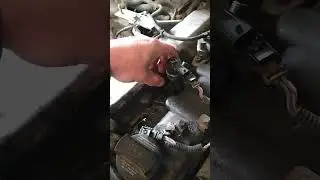 Как снять форсунки KIA Sorento 2.5 diesel. How to remove diesel injector KIA Sorento 2.5. #kia