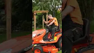 Warum ist der GR 2120 so wendig? 😎 Andreas erklärt es dir! #kubota #rasenmäher #rasenmähen