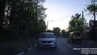 Такси на встречке при одностороннем движении