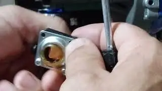 Como cambiar bombin de desmalezadora 26cc