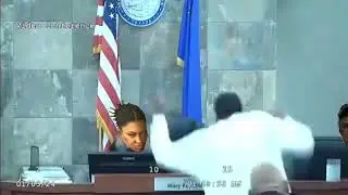 Courtroom Hunter (L4D2)