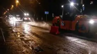 Ростов-на-Дону, проспект Ленина, ДОЖДЬ, лужы, кладем асфальт..