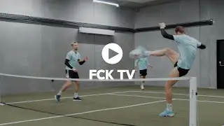Se den store fodtennis-finale: Hákon/Khocholava/Mukairu vs Roony/Vavro/Ankersen
