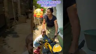 Niña te regalo esta moto