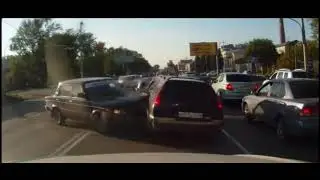 эй посмотри два мульта на мне часы