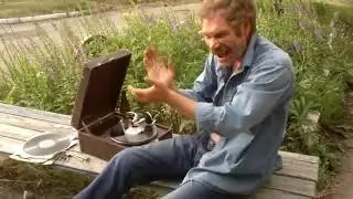 Баба Вика послушала...