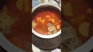 Живая шурпа на баранине в афганском казане