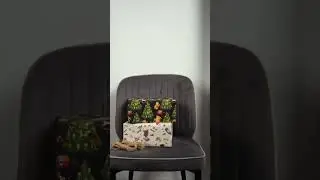 Такую мы классную упаковочную бумагу в этом году нарисовали!♥️🎄 Уже можно заказать на ВБ и на OZON.