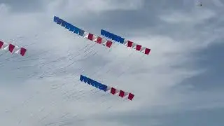 Windjammers Kite Team at the Family Kite Festival