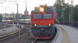 Прибытие и отправление именного ЭП1-006 с поездом № 091 Мурманск - Москва
