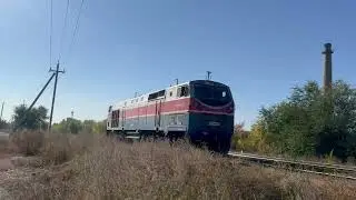 ТЭ33А-0127 резервом следует на станцию 