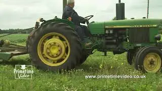 John Deere 1020 with Agri 72 Topper