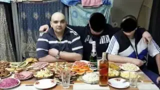 МОПС  ЩАДИЛО ВСТРЕЧАЕТ НОВЫЙ ГОД В ТЮРМЕ