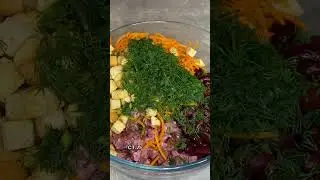 Очень Вкусный и Сытный салат на скорую руку !!!