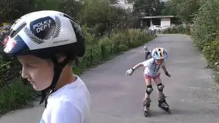 дети на роликах
