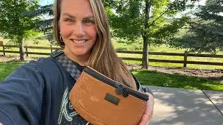 Sewing a Clamshell Sling ( not tutorial, just me sewing)