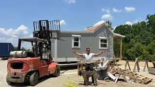 FOR SALE: 10’x20’ + 4’ Covered Porch Incred-i-Cottage (Deluxe) Tiny Home Tour for $……..😲😲🤩🤩🏡🏡