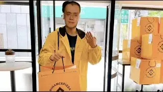 「您的外卖员CZ正在为您送上 #BinancePizza 」