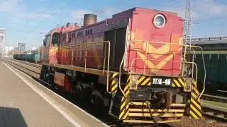 Тепловоз ТГМ4Б следует резервом по ст. Заречная.