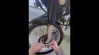Tools to release the brake caliper 🛠️ 