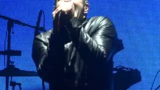 Nine Inch Nails - Find My Way (Live in Van)