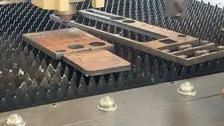 Cut 16mm thickness cabonn steel with Raycus 4000w laser source