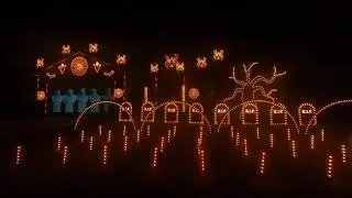 2025 Halloween Light Show - Grim Grinning Ghosts (VoicePlay A Cappella)