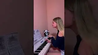 Перепутала 🤨 #shorts #piano #memes