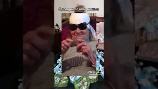 Валя Карнавал и Бабушка 😄