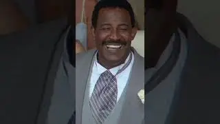 LICENCE TO KILL | Bond and Leiter's Wedding Parachute