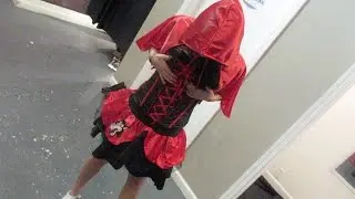 Sexy Red Riding Hood!