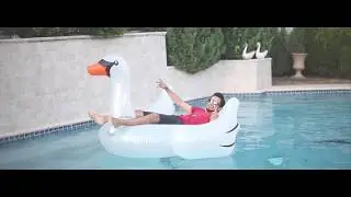 SUMMER VIBES PARTY