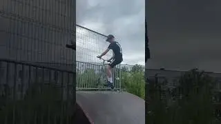 Вспоминаю базовые трюки после травмы #scooter #самокат #shortvideo #shorts