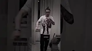 Ему идет хвостик!!))