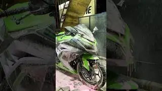 TAG AND SHARE FOR NINJA LOVERS. #rehancustoms #wraping #ytshorts #automobile #bikerlife #kawasaki