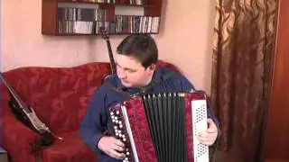 Сумасшедший баянист-толстяк