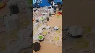 marble run robot arm