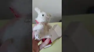 Милый зaйчoнoк ручнoй рaботы.