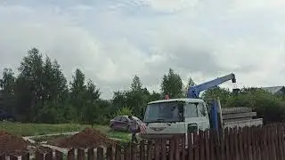 Разгрузка плит манипулятором, Кусаковка