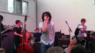 LP   'Halo' Beyonce Cover live at Hudson Block Party in West Hollywood, CA 8 13