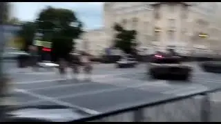 Ростовские СМИ публикуют видео, снятое у штаба ЮВО.