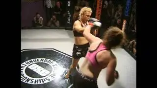 UXC: Fight Night - Sarah Scott vs Avril Murphy