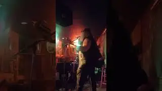 smokin herb at the tiger lasr nite pt 2